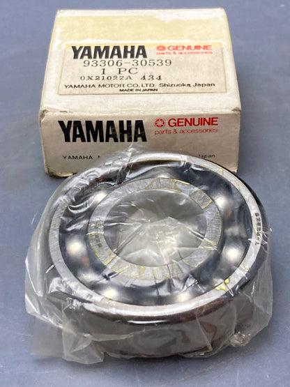 New Genuine Yamaha 93306-30533 Bearing