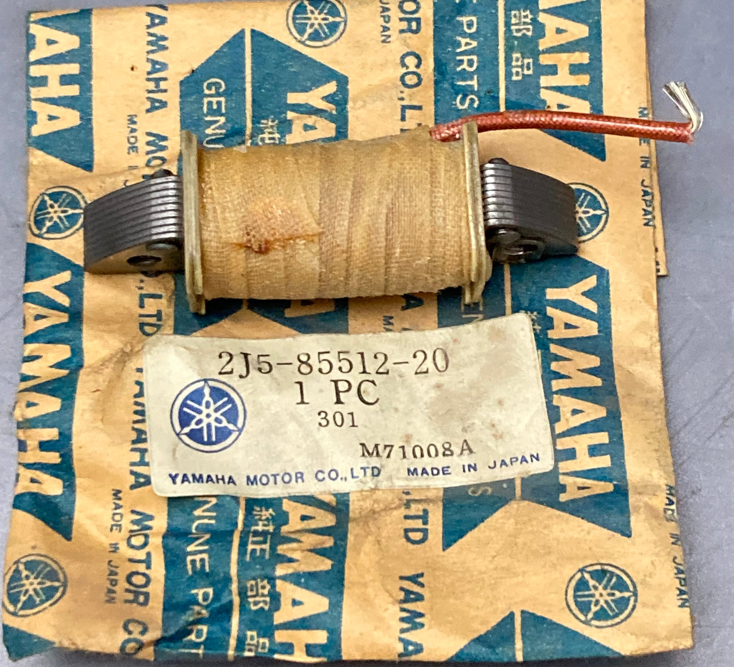 New Genuine Yamaha 2J5-85512-20 Source Coil