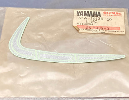 New Genuine Yamaha 57A-1442K-10 Right Hand Side Emblem