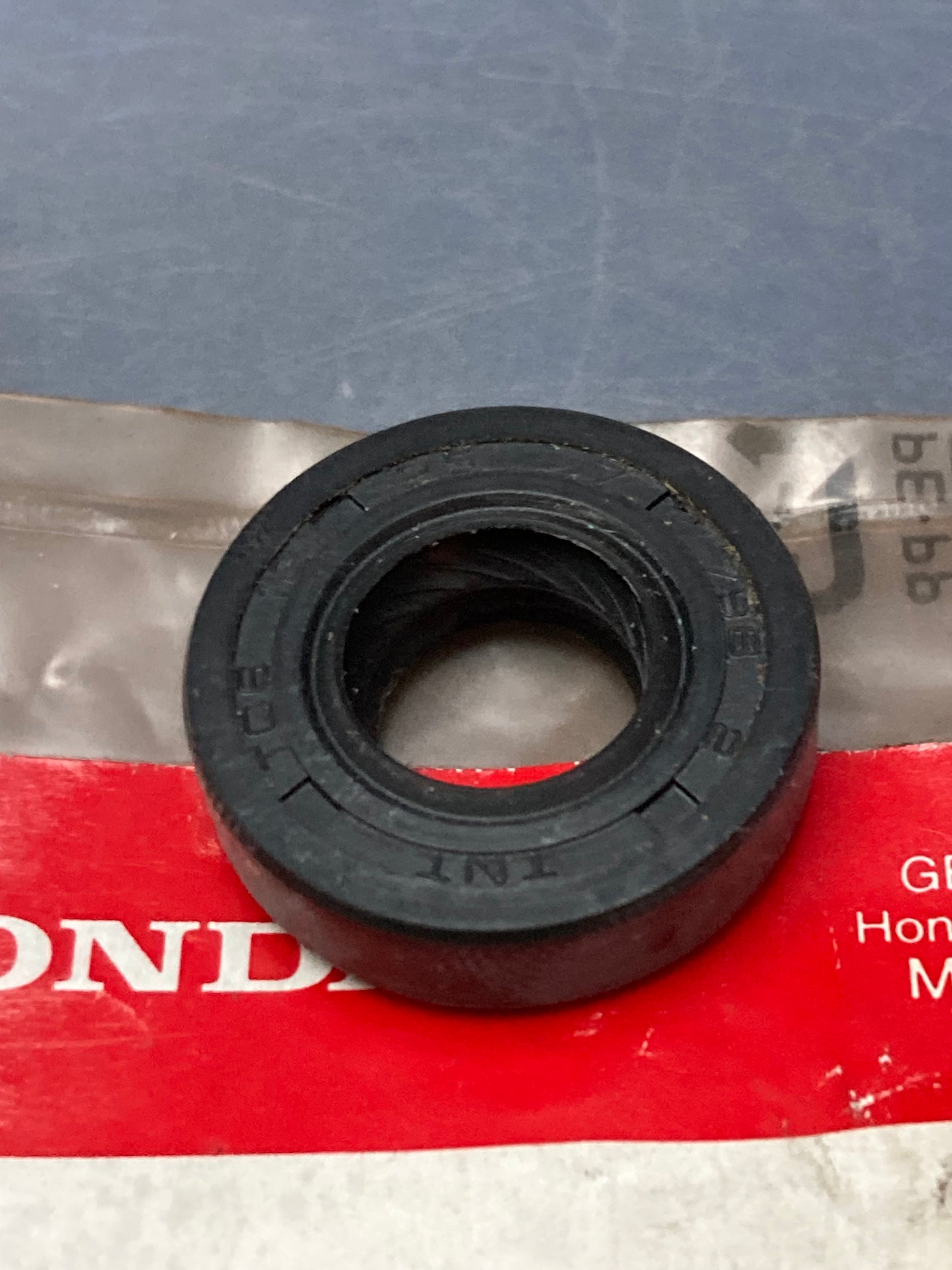New Genuine Honda 91211-KA3-761 Water Pump Seal