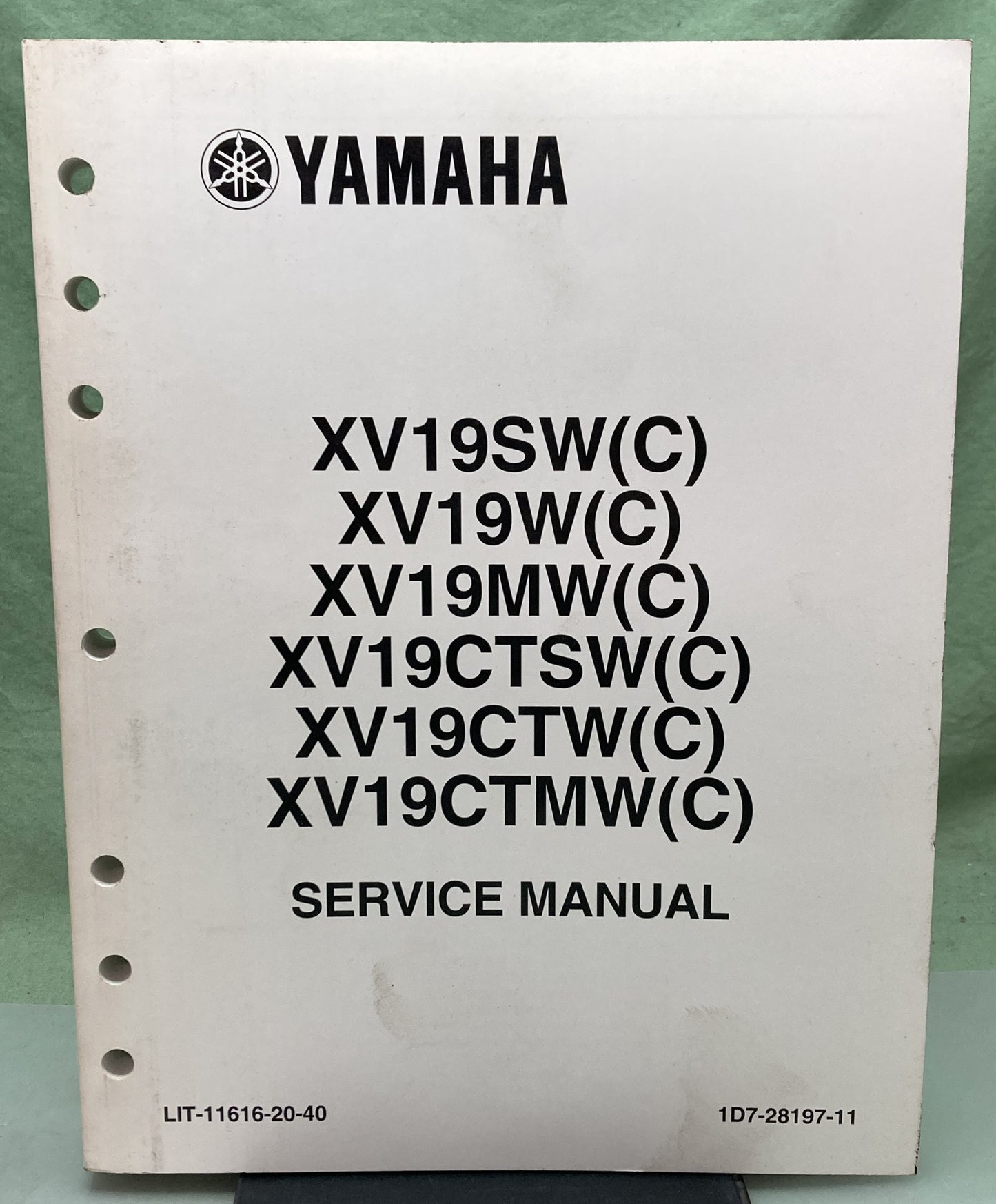 Genuine Yamaha LIT-11616-20-40 XV19SW(C), XV19W(C), XV19MW(C) Service Manual '06
