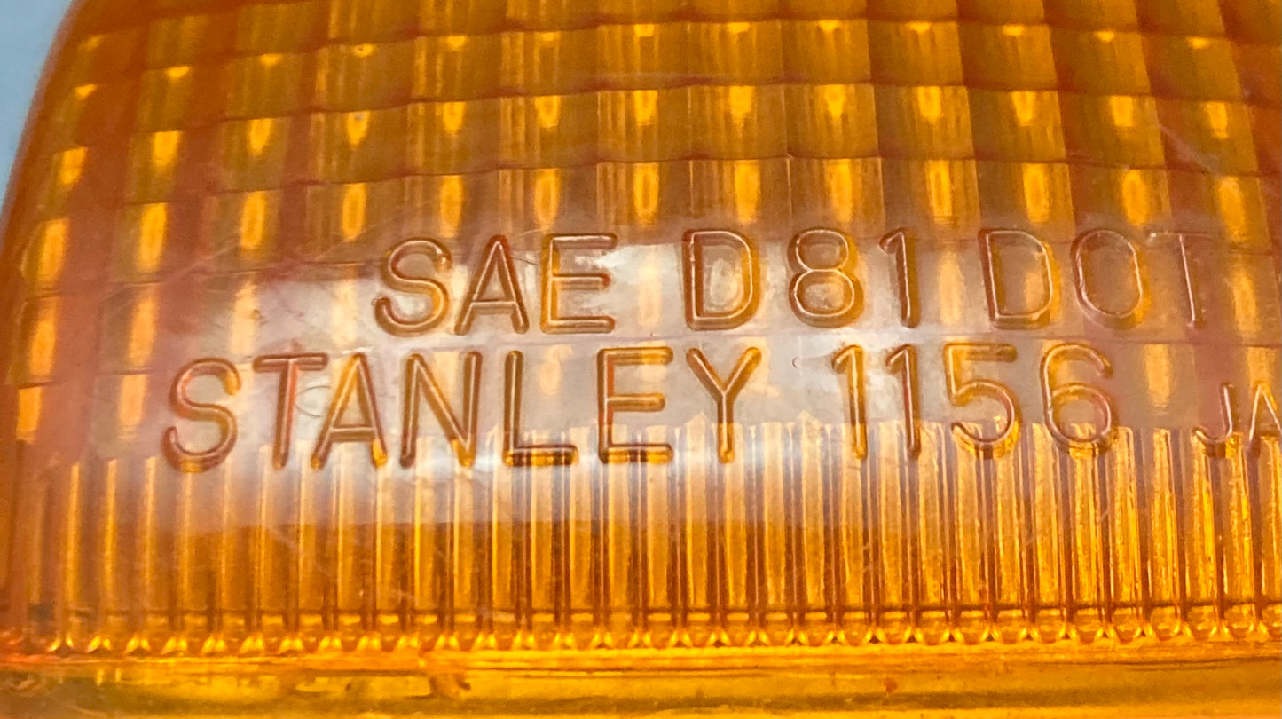 Qty 2 Genuine Stanley 1156 Turn Signal