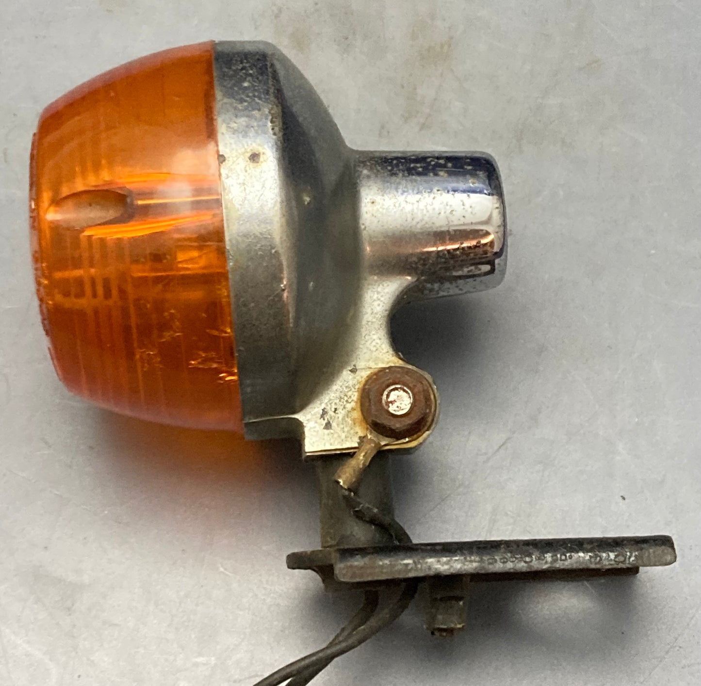 Genuine Stanley 6.0345 SAE D 67 Amber Turn Light