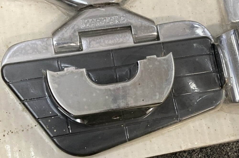 New Genuine Markland Floorboard Kit for Harley 8"