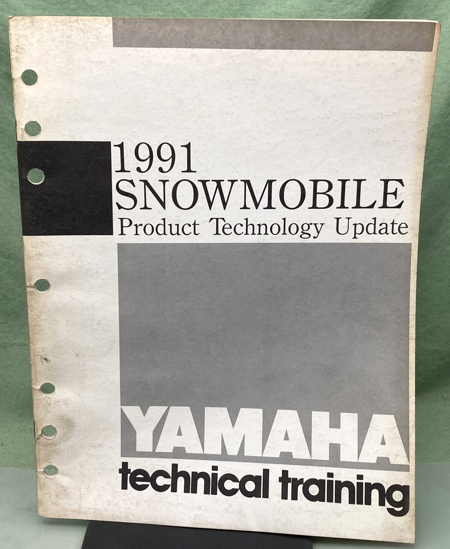 Genuine Yamaha SPR90-090 Snowmobile Product Technology Update 1991