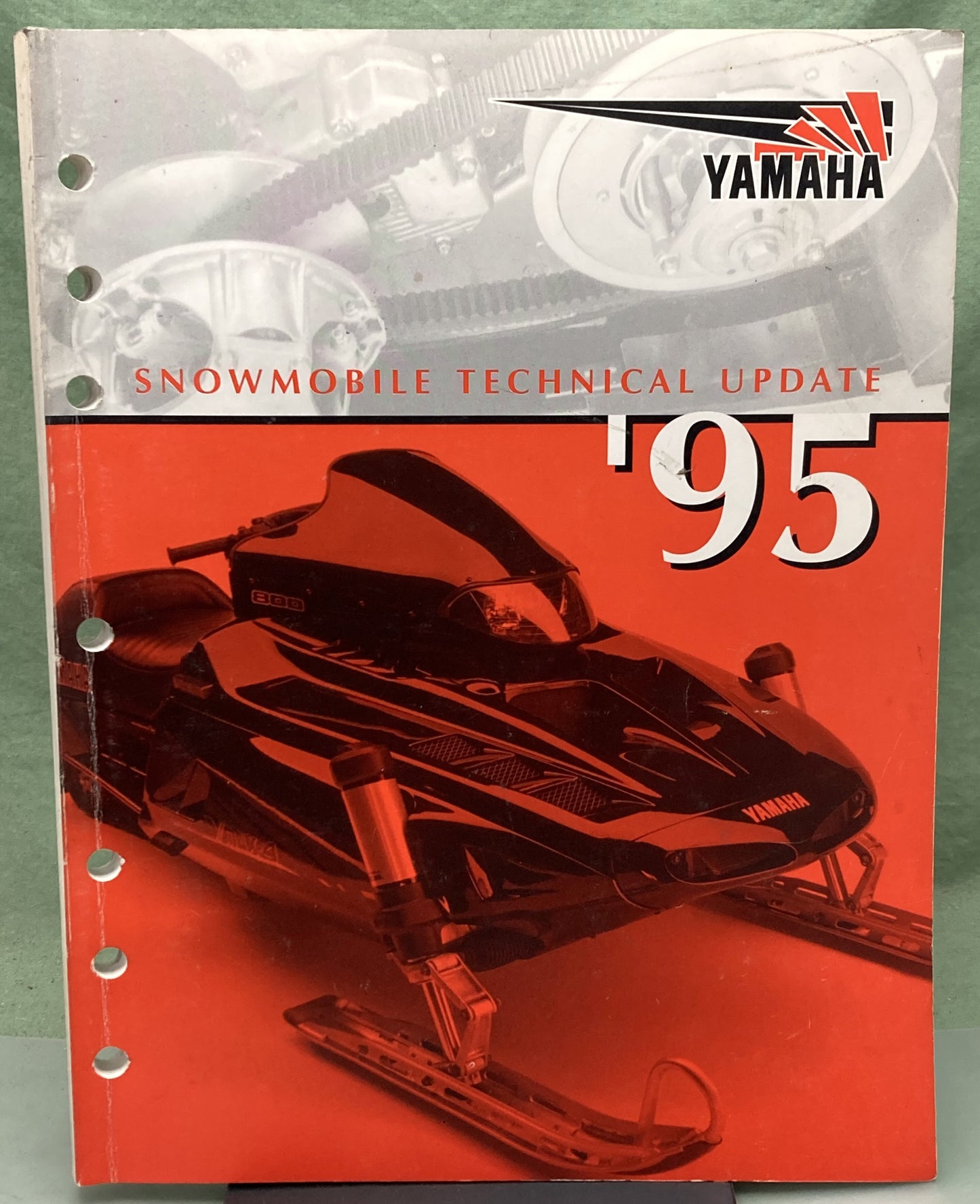 Genuine Yamaha SPR94-040 Snowmobile Technical Update 1995