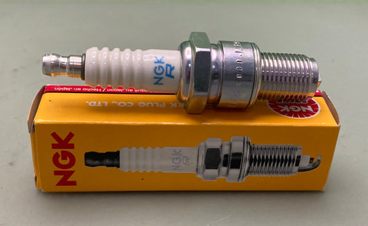 Qty 2 New Genuine NGK BR7ES Spark Plug - Standard 5122