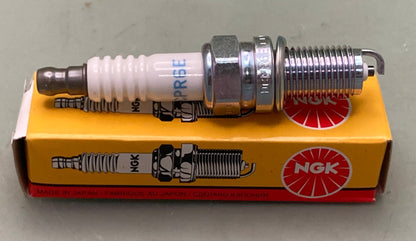 New Genuine NGK 3481 Spark Plug DCPR6E