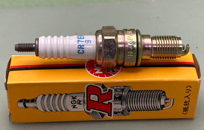 New Genuine NGK CR7EH-9 Spark Plug