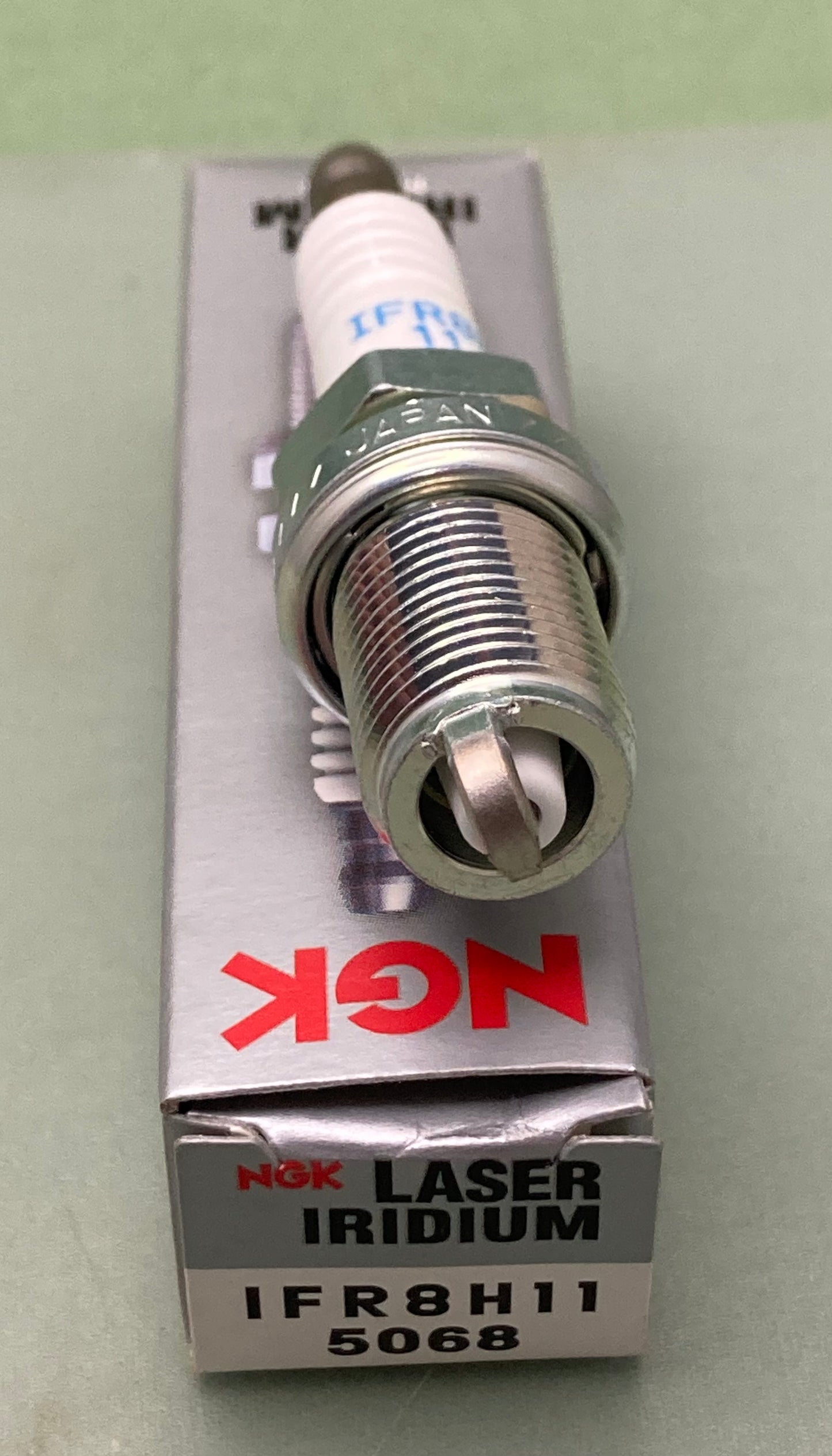 New Genuine NGK 5068 Laser Iridium Spark Plug IFR8H11