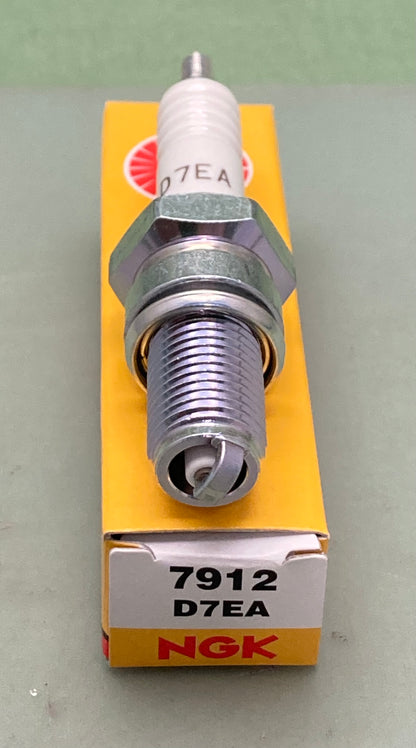 Qty 2 New Genuine NGK 7912 Spark Plug D7EA