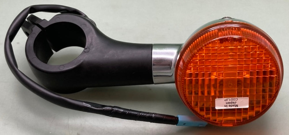 Honda 33400-MFW-305 Turn Signal Assy R Fr 33400-MFW-A02 New Genuine