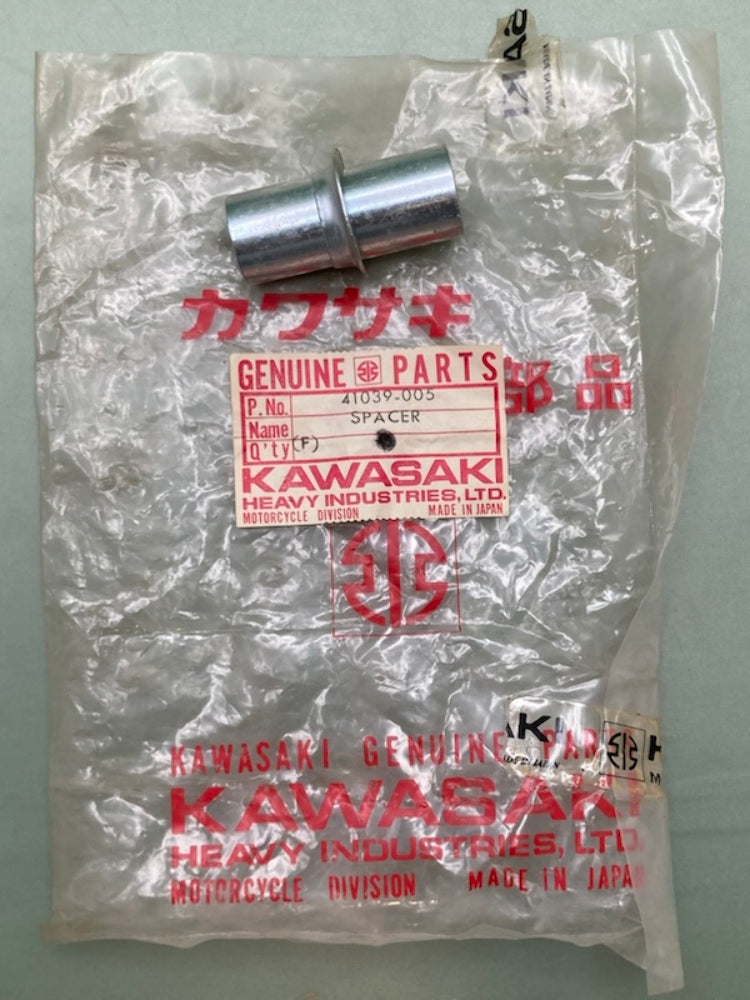 Kawasaki 41039-005 Spacer Fr Hub Bearing New Genuine