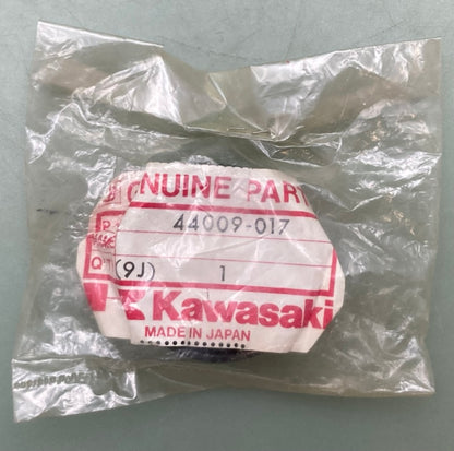Kawasaki 44009-017 Oil Seal 92049-1075 New Genuine