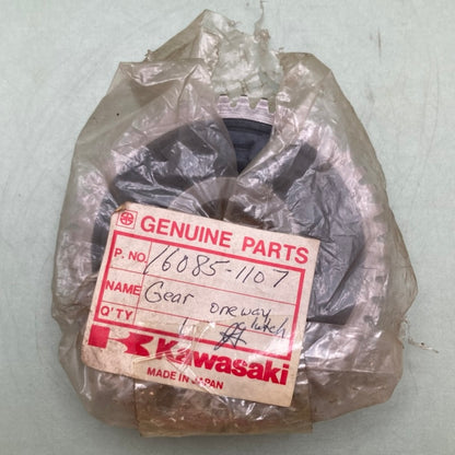 Kawasaki 16085-1107 Gear Oneway Clutch New Genuine