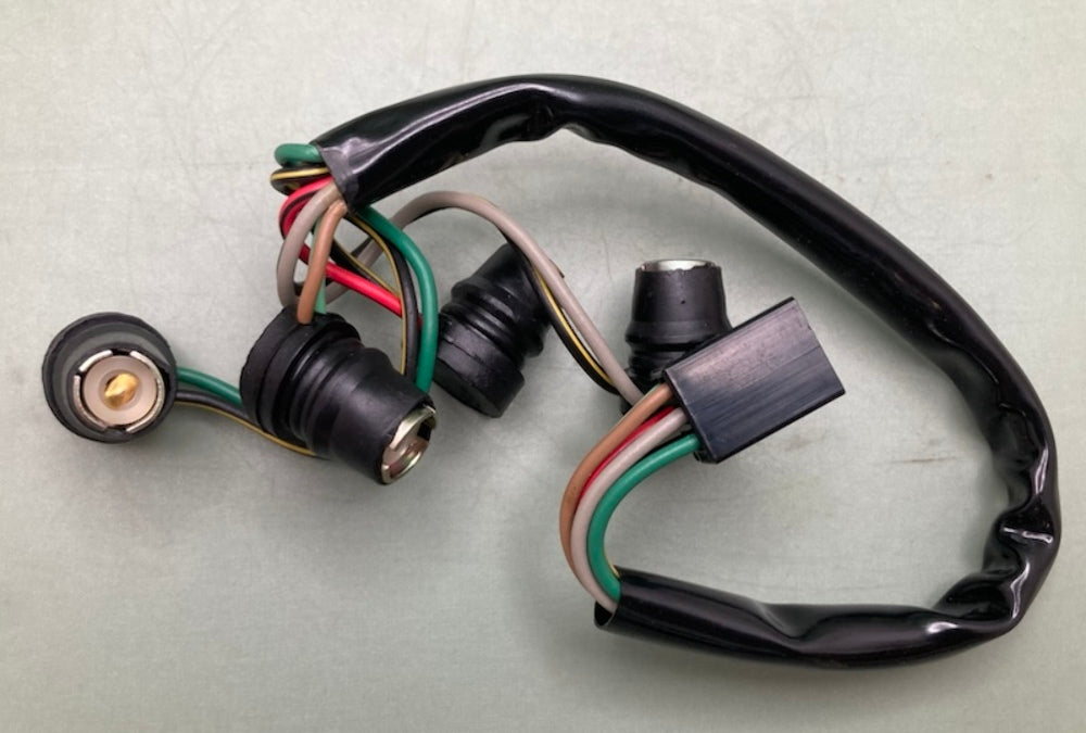 Kawasaki 23008-1061 Socket Pilot Box New Genuine