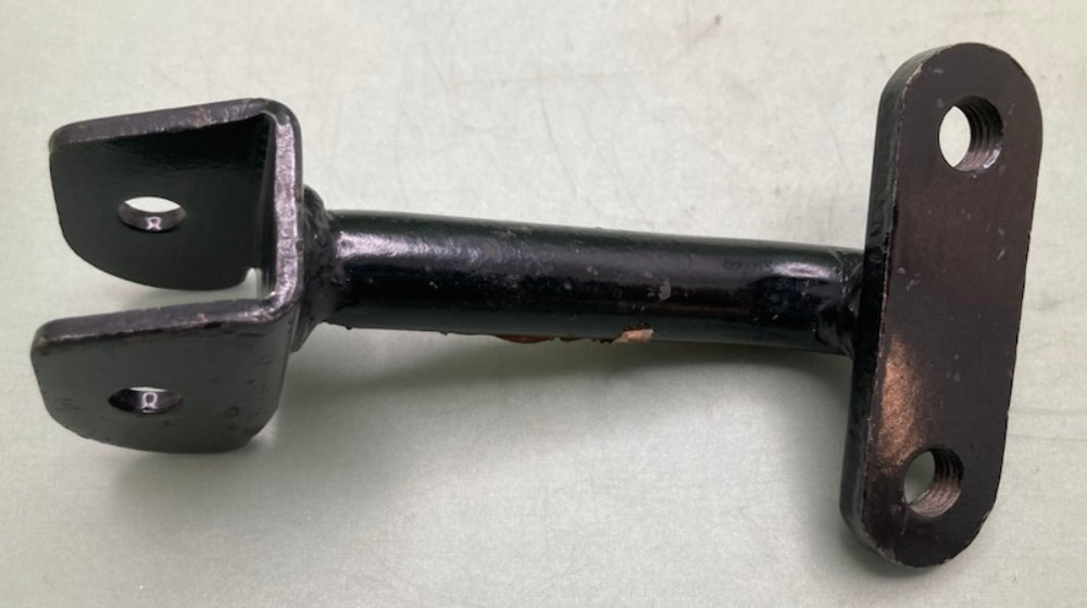 Kawasaki 34003-048 Footrest Bar RH New Genuine