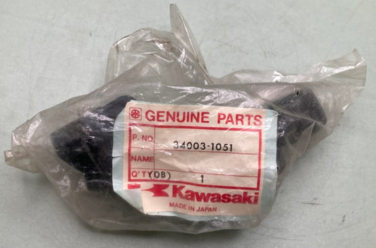 Kawasaki 34003-1051 Holder Step FR LH New Genuine