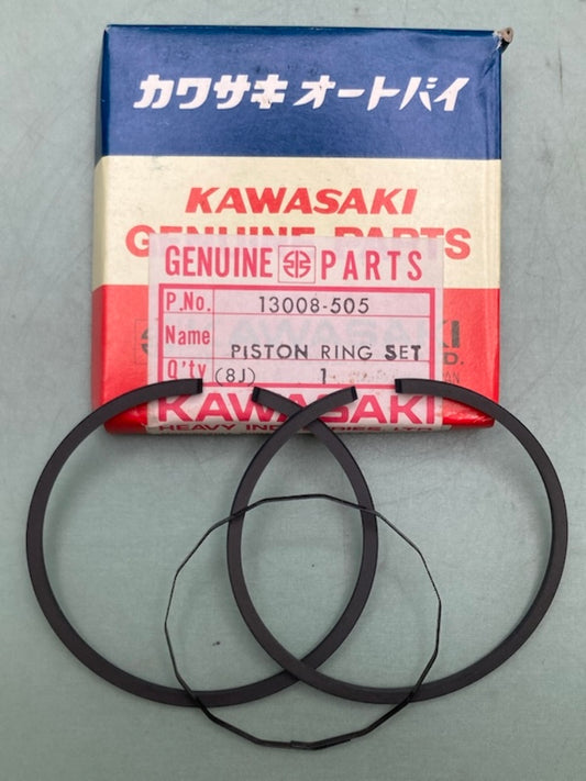 Kawasaki 13008-505 Piston Ring Set New Genuine
