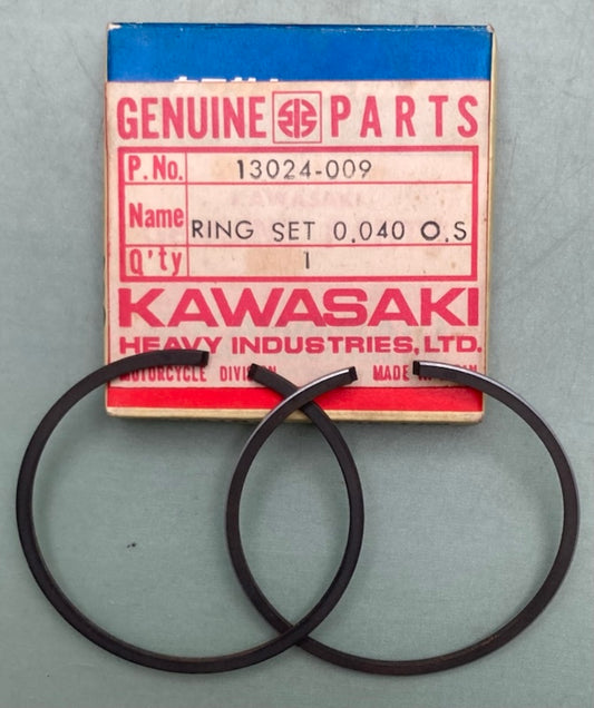 Kawasaki 13024-009 Ring Set 0.040 OS New Genuine