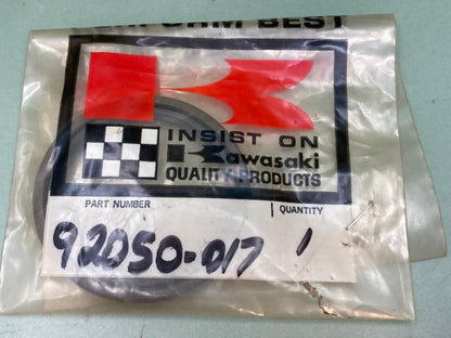 Kawasaki 92050-017 OIL SEAL New Genuine