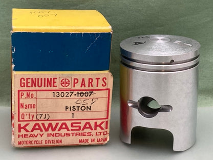 Kawasaki 13027-1007 PISTON 13027-057 New Genuine