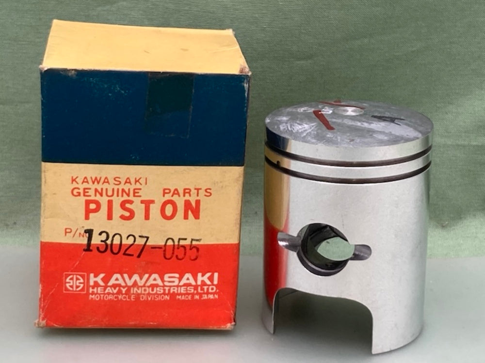 Kawasaki 13027-055 PISTON New Genuine