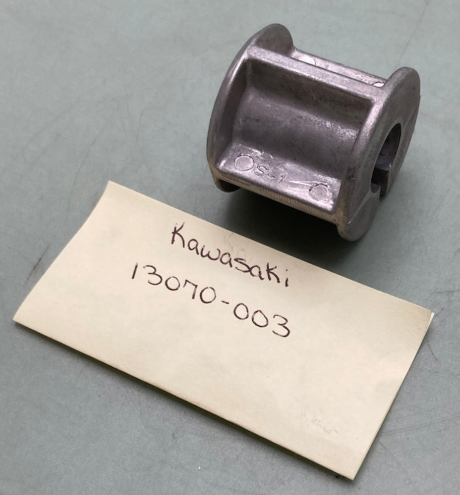Kawasaki 13070-003 GUIDE KICK SPRING New Replaces