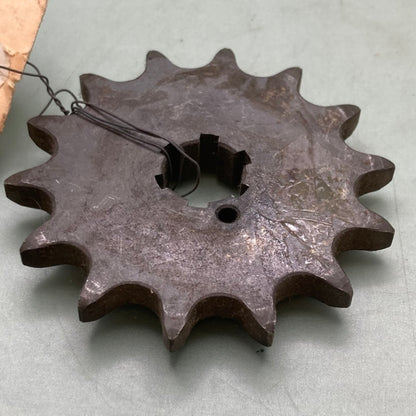 Kawasaki 13144-033 ENGINE SPROCKET 14T New Replaces