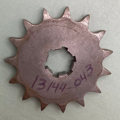 Kawasaki 13144-043 ENGINE SPROCKET 15T New Replaces