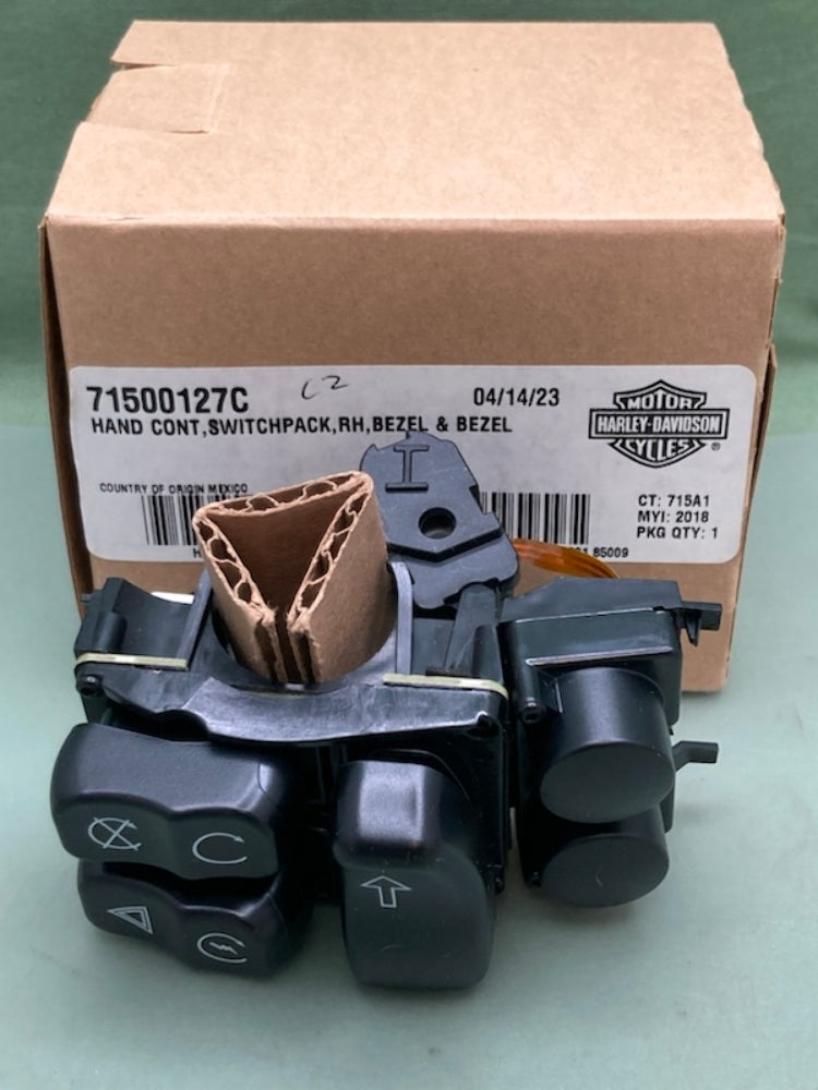 Harley Davidson 71500127C HAND CONT SWITCHPACK RH BEZEL and BEZEL New Genuine