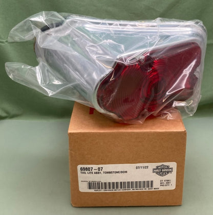 Harley Davidson 69807-07 TAIL LIGHT ASSEMBLY New Genuine