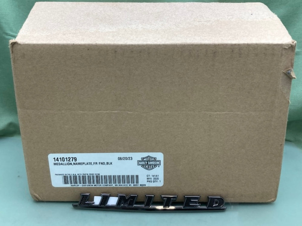 Harley Davidson 14101279 MEDALLION NAMEPLATE FR FND BLK New Genuine