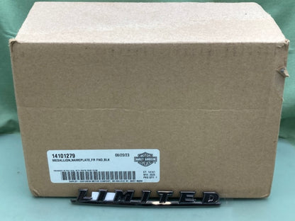 Harley Davidson 14101279 MEDALLION NAMEPLATE FR FND BLK New Genuine