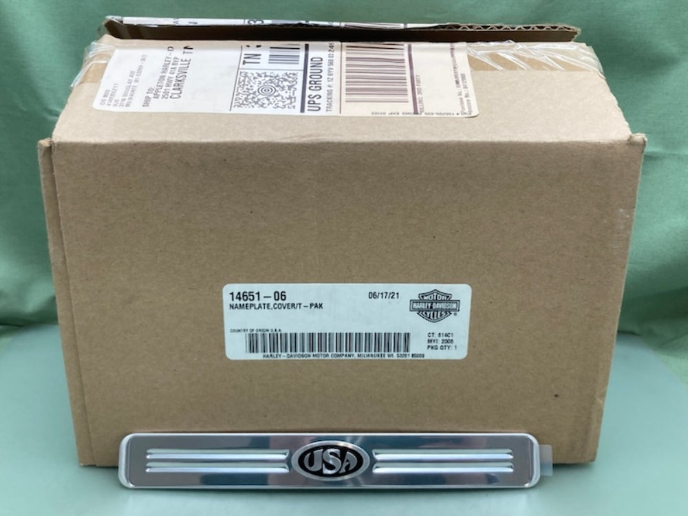 Harley Davidson 14651-06 NAMEPLATE,COVER/T-PAK New Genuine