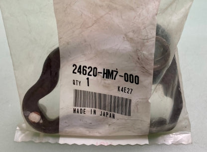 Honda 24620-HM7-000 Arm New Genuine