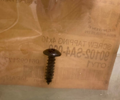 Qty 2 Honda 90102-SA4-000 Screw, Tap, (4X16) New Genuine