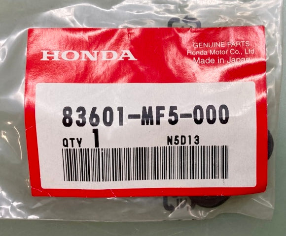 Qty 2 Honda 83601-MF5-000  Ascot Cover Grommet 1983-84 VT500 C Shadow VT500FT  New Genuine