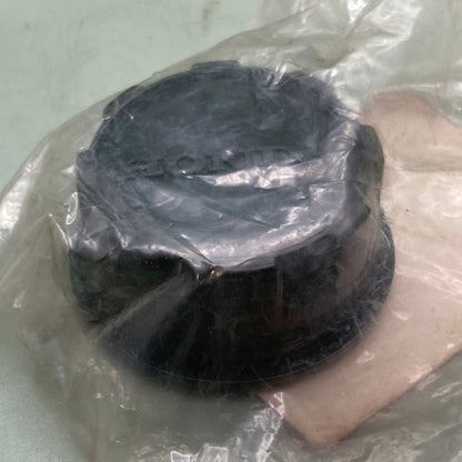 Honda 44732-HA8-680 CAP, FR WHEEL CENT New Genuine