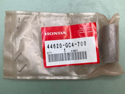 Honda 44620-GC4-700 COLLAR New Genuine