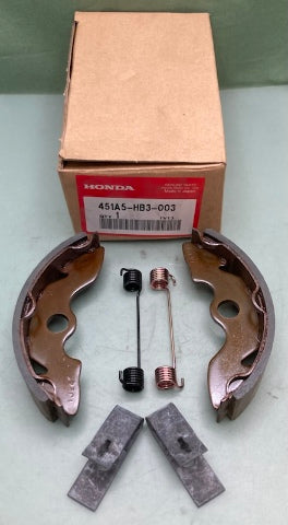 Honda 451A5-HB3-003 BRAKE SHOE KIT New Genuine