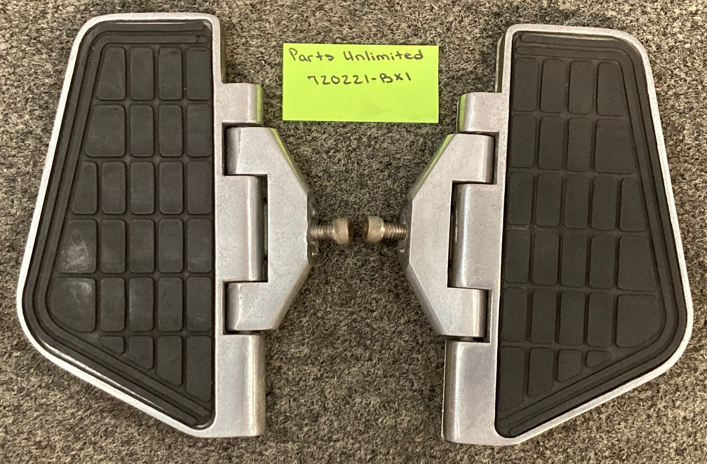Replaces Parts Unlimited 720221-BX1 Offset Engine Guard Cruise Board Set