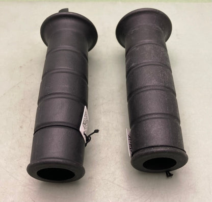 Indian Motorcycle 2882520-266 Handlebar Grips;  Black;  New Genuine