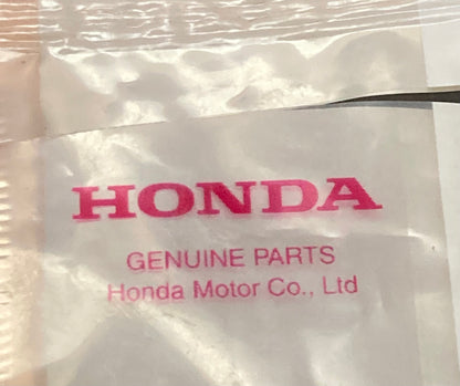 Qty 2 New Genuine Honda 94601-14000 Piston Clip