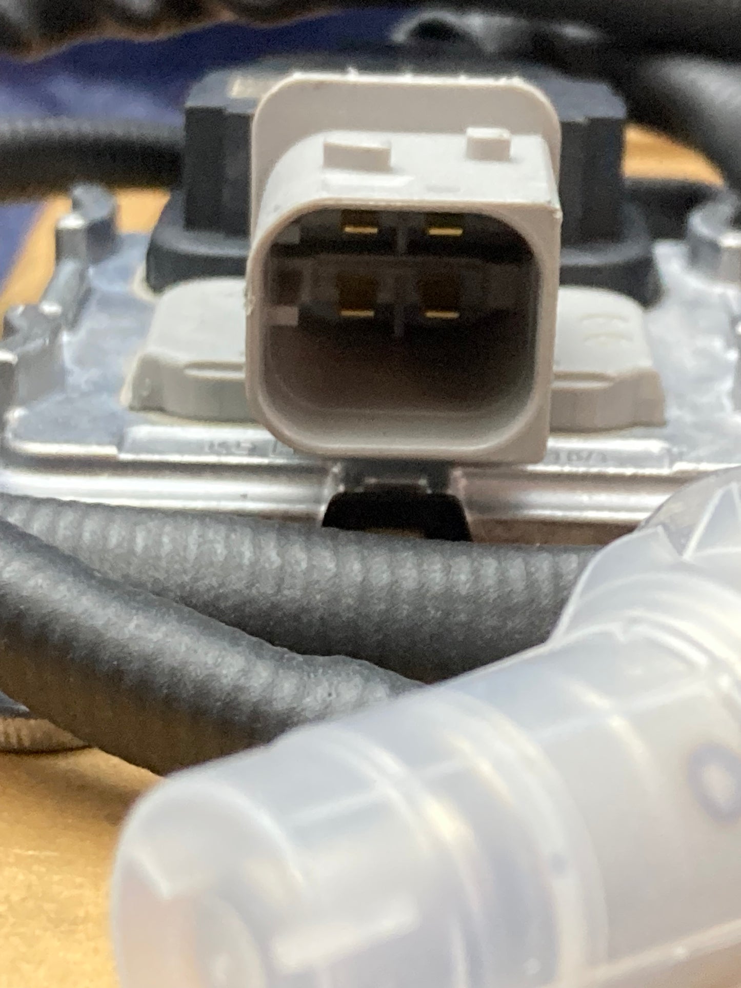 New Genuine Cummins 4326873RX NOx Sensor