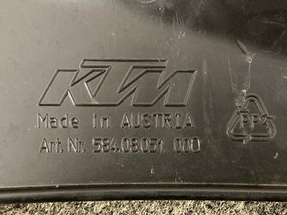 New Genuine KTM 584.08.051.000 Duke Fuel Tank RH Cover