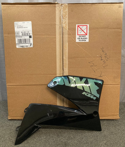 New Genuine KTM 584.08.051.000 Duke Fuel Tank RH Cover