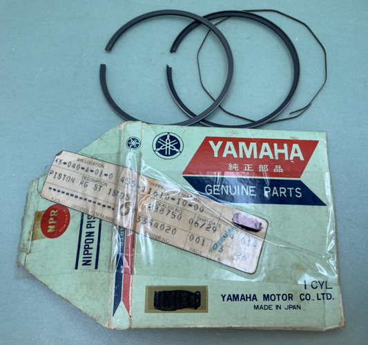NEW GENUINE YAMAHA 455-11610-10 PISTON RING SET .25