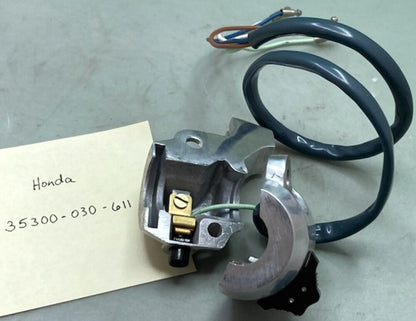 Replaces Honda 35300-030-611 Handlebar Switch Lever