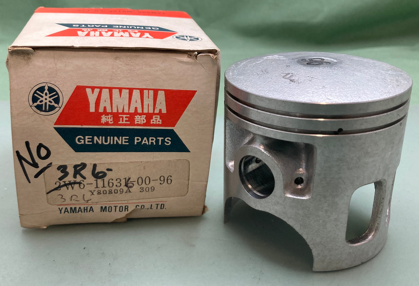 New Genuine Yamaha 2W6-11631-00-96 Piston